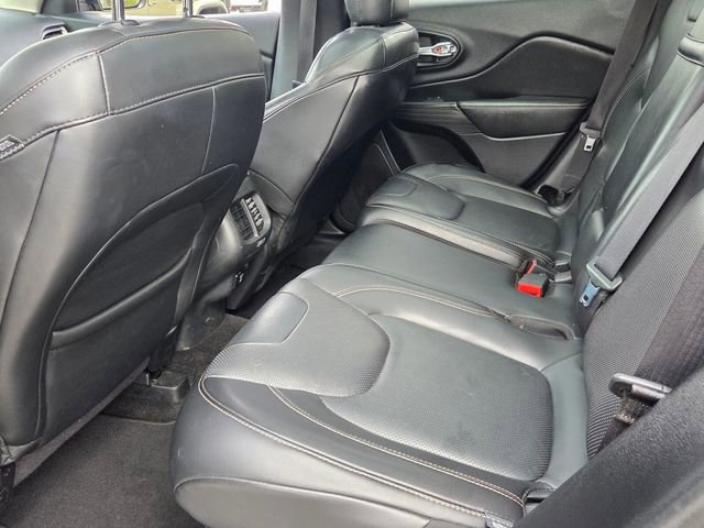 Used 2016 Jeep Cherokee Limited w/ Luxury Group image 8