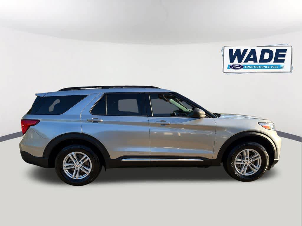 Used 2023 Ford Explorer XLT RWD image 4