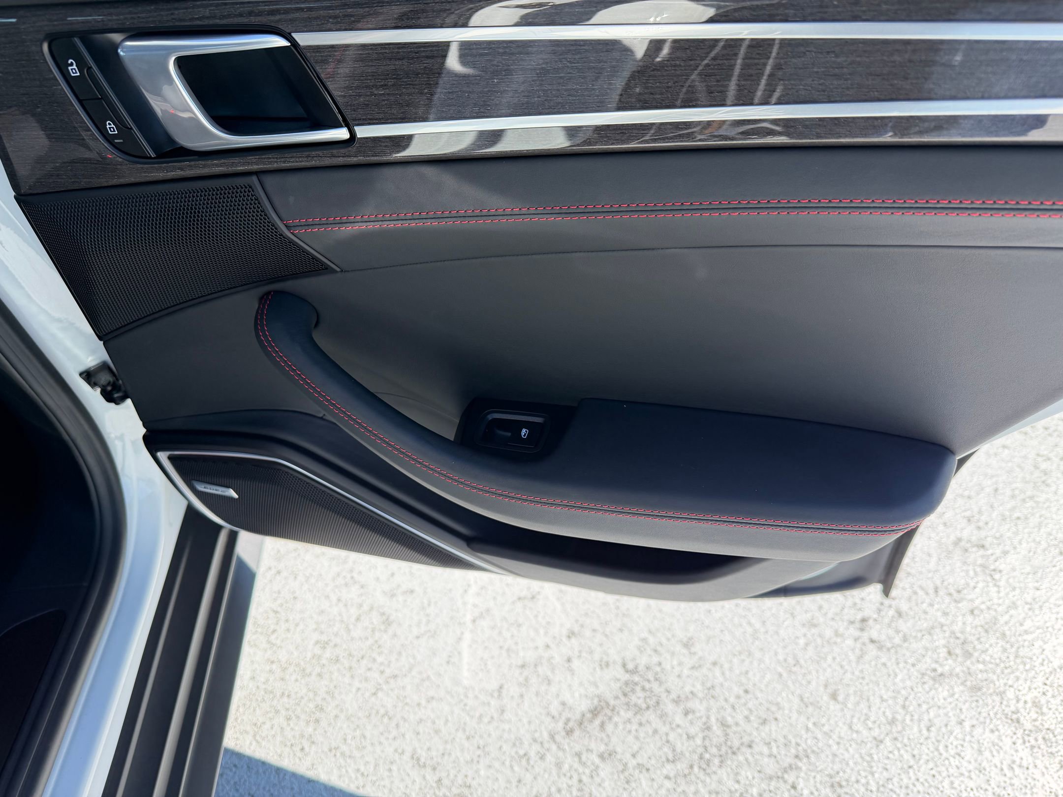 Certified 2023 Porsche Panamera 4 Platinum Edition image 19