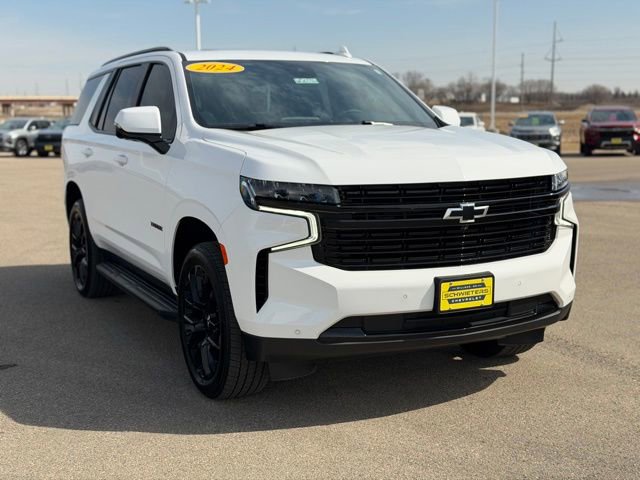 Used 2024 Chevrolet Tahoe RST w/ Luxury Package image 3