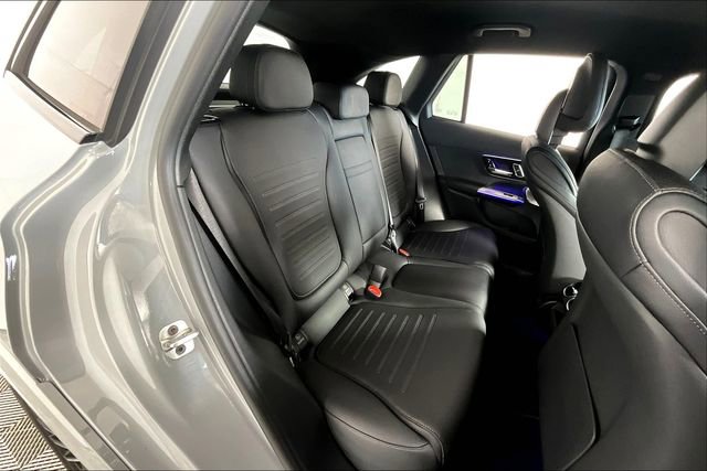 Used 2025 Mercedes-Benz GLC 300 4MATIC image 27