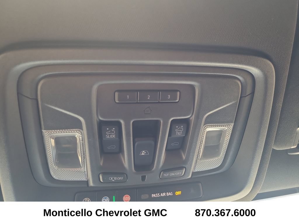Used 2022 GMC Sierra 1500 AT4 w/ AT4 Preferred Package AWD/4WD image 32