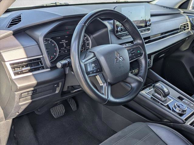 Used 2024 Mitsubishi Outlander Ralliart image 10