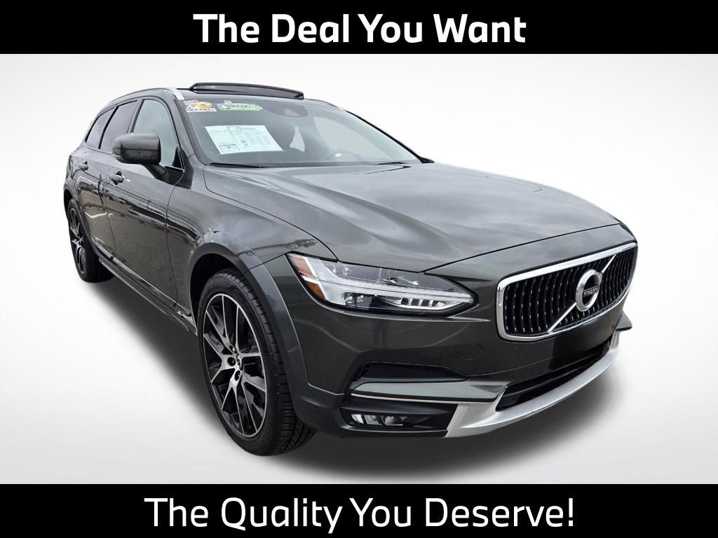 Used 2020 Volvo V90 T6 Cross Country AWD/4WD image 1