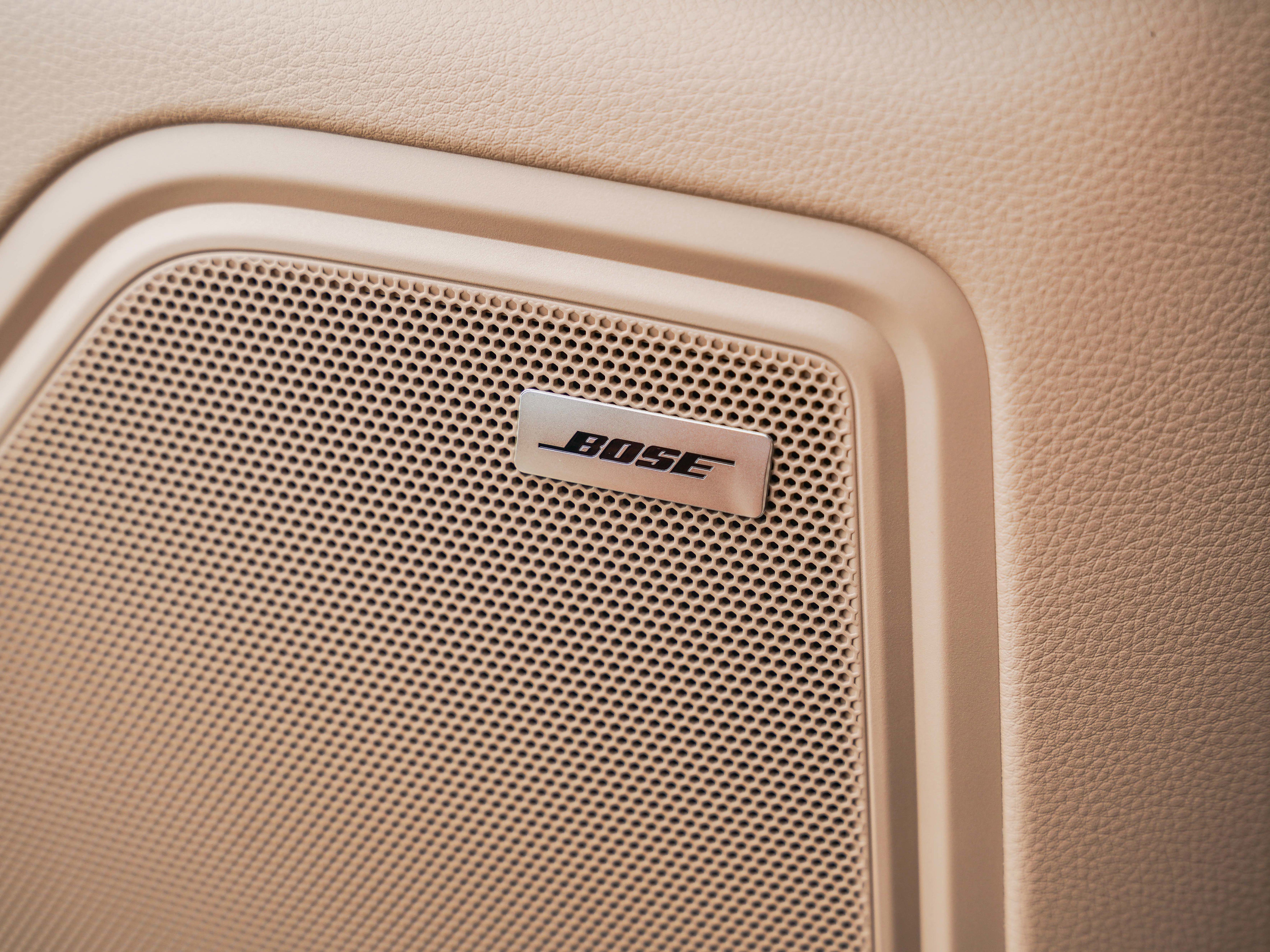 New 2025 Porsche Macan image 18