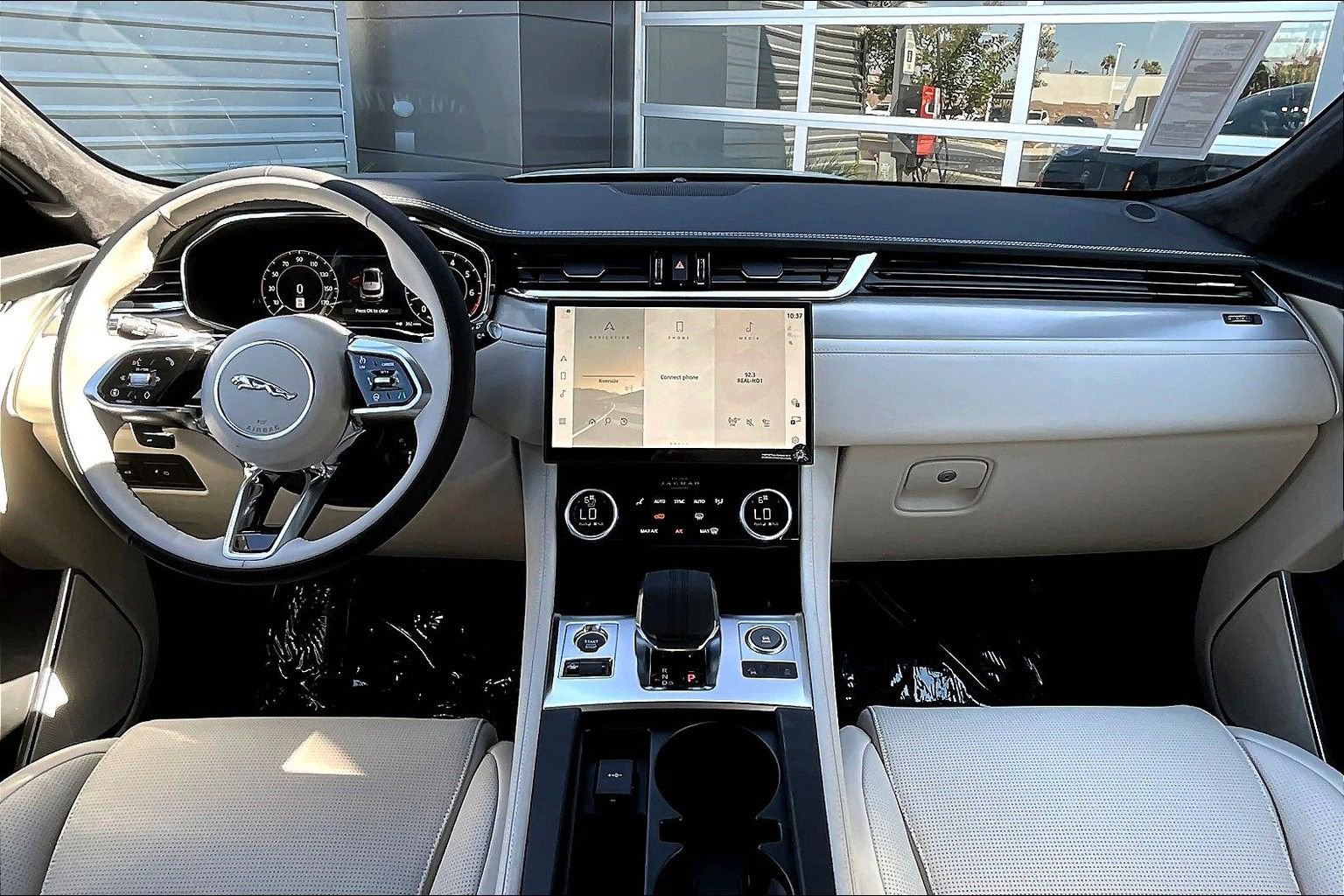 New 2026 Jaguar F-PACE R-Dynamic S AWD/4WD image 5