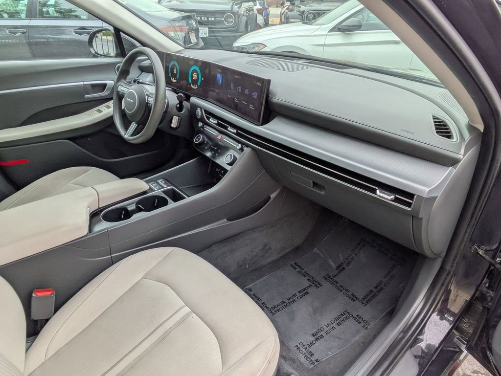 Used 2025 Hyundai Sonata SEL FWD image 35