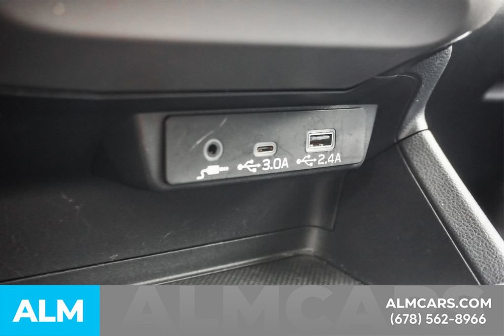 Used 2025 Subaru Crosstrek 2.5i Premium AWD/4WD image 38