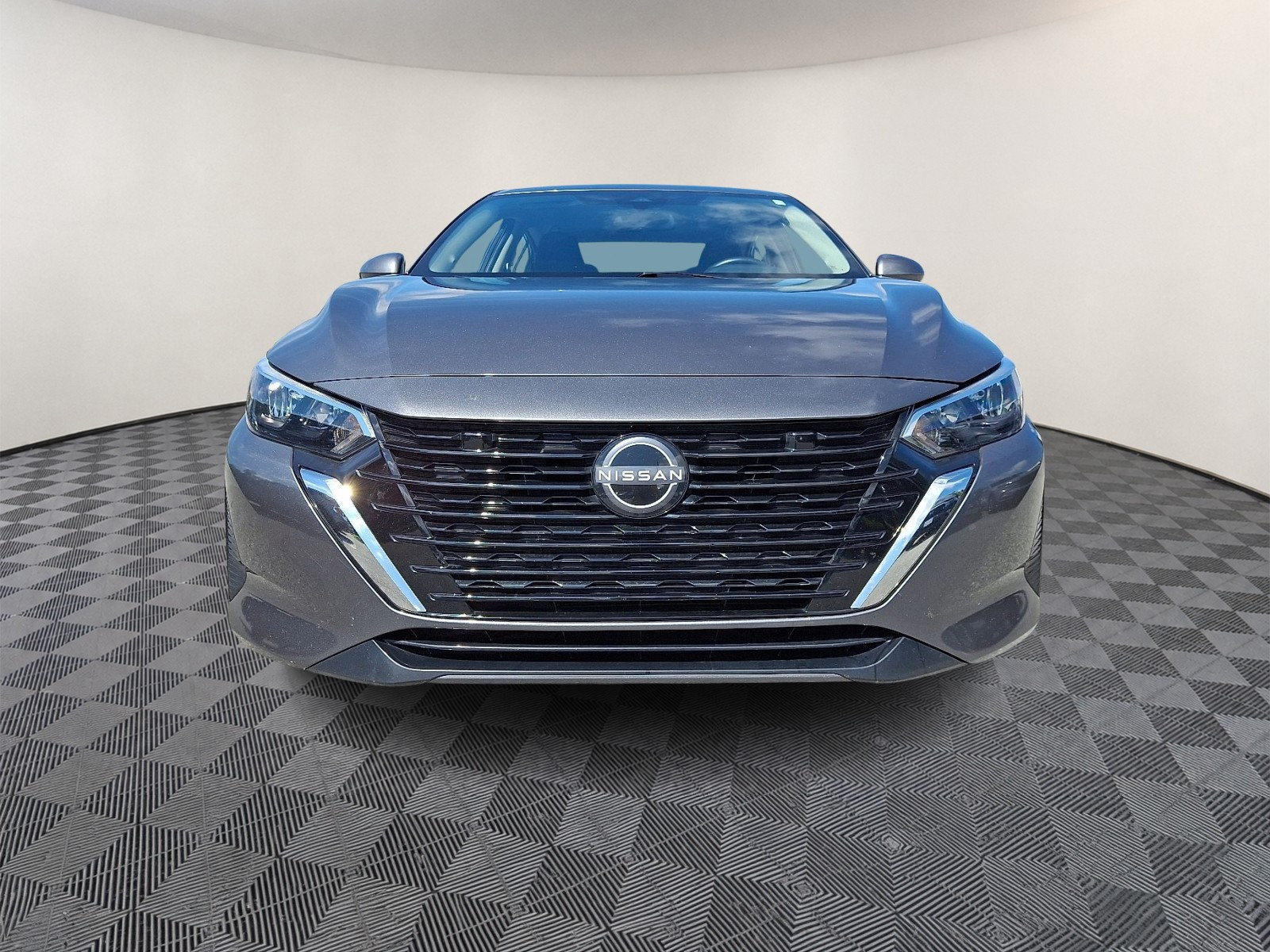 Used 2025 Nissan Sentra SV w/ All-Weather Package FWD image 2