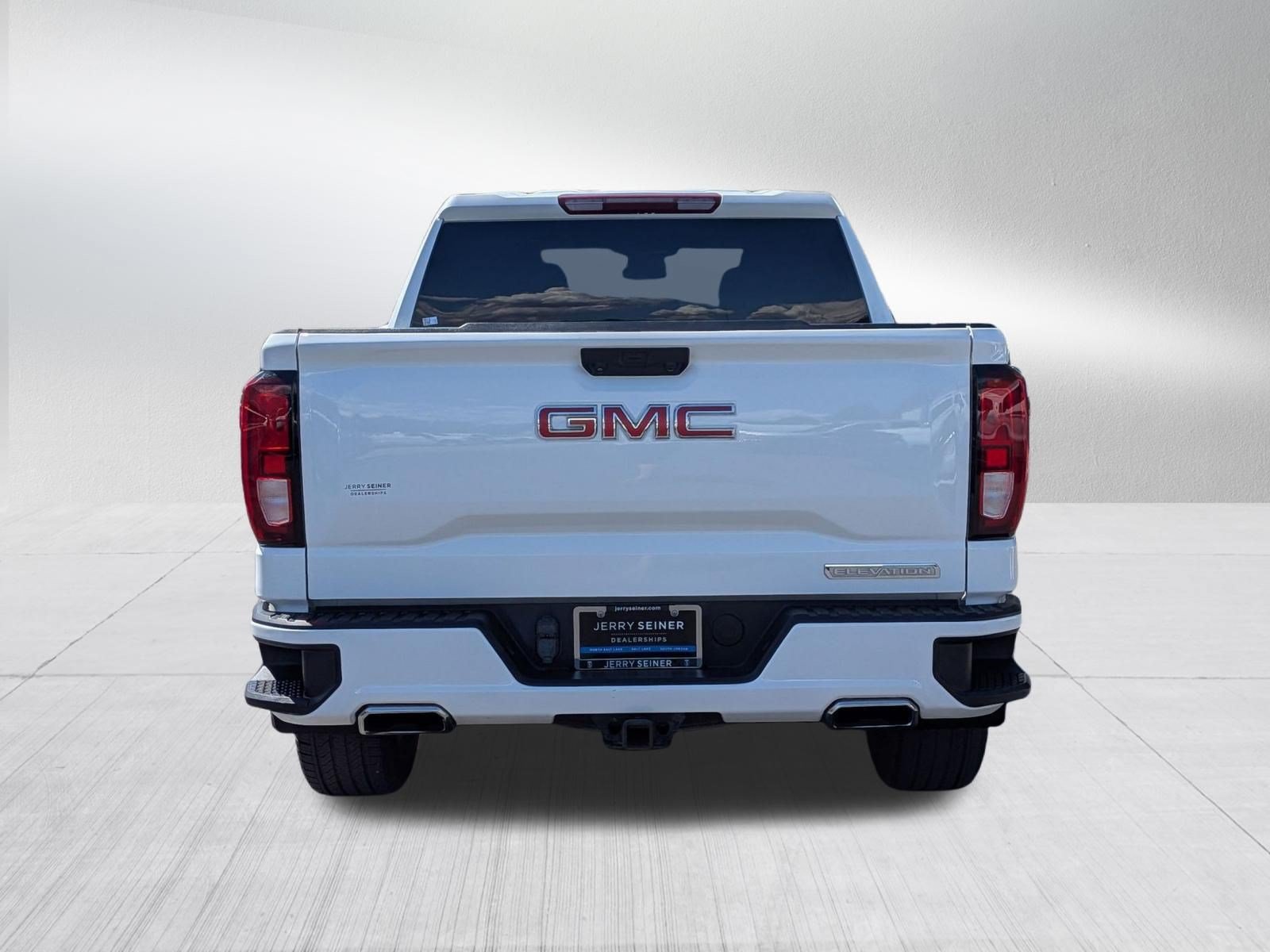Certified 2023 GMC Sierra 1500 Elevation w/ X31 Off-Road Package AWD/4WD image 5