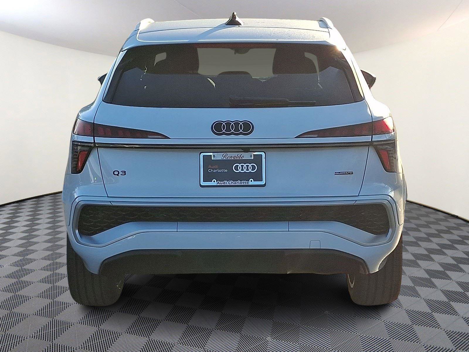 New 2026 Audi Q3 quattro 2.0T image 5