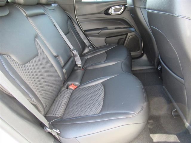 New 2026 Jeep Compass Latitude image 28