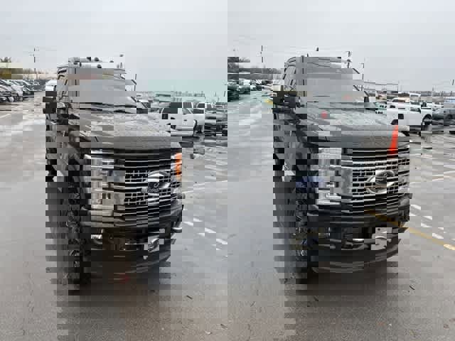 Used 2019 Ford F250 Platinum w/ Platinum Ultimate Package image 29