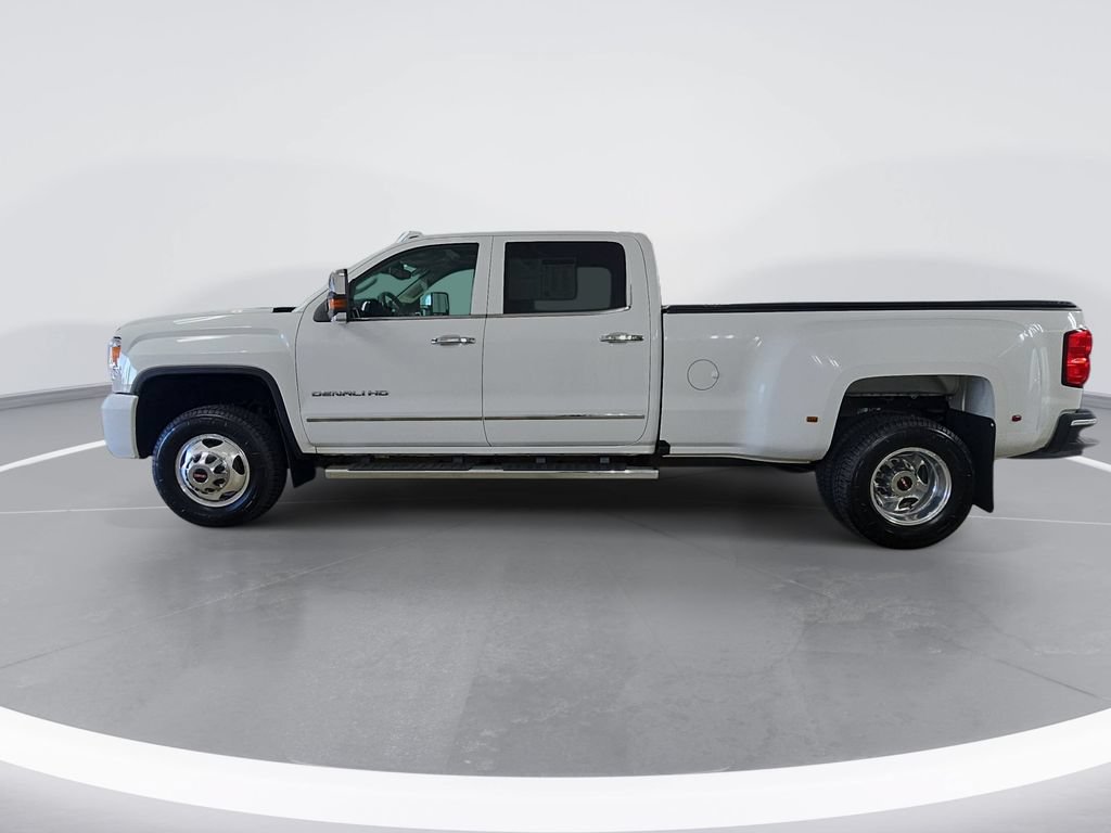 Used 2016 GMC Sierra 3500 Denali w/ Duramax Plus Package AWD/4WD image 7