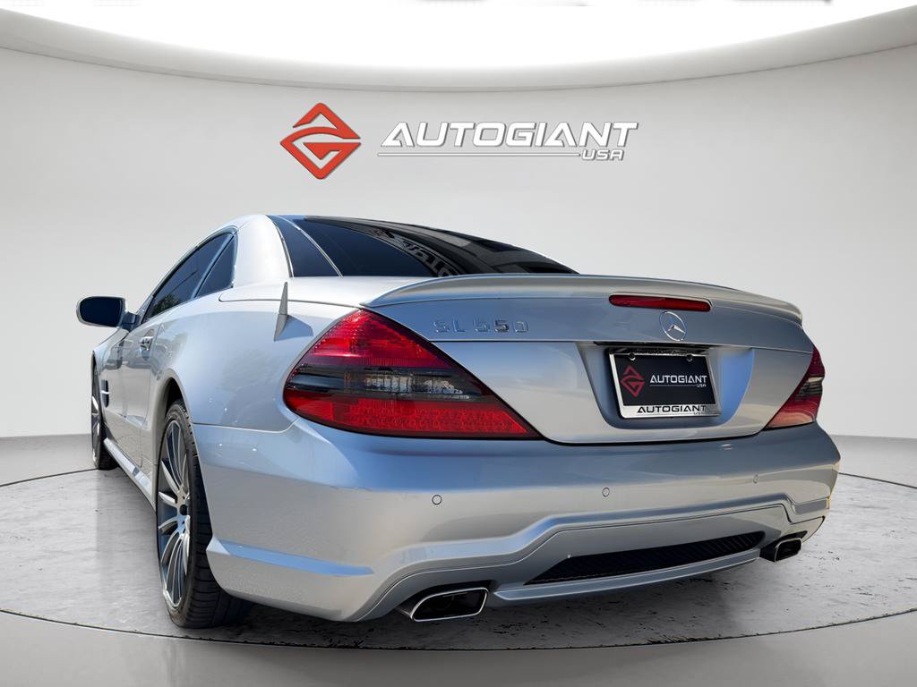 Used 2011 Mercedes-Benz SL 550 image 7