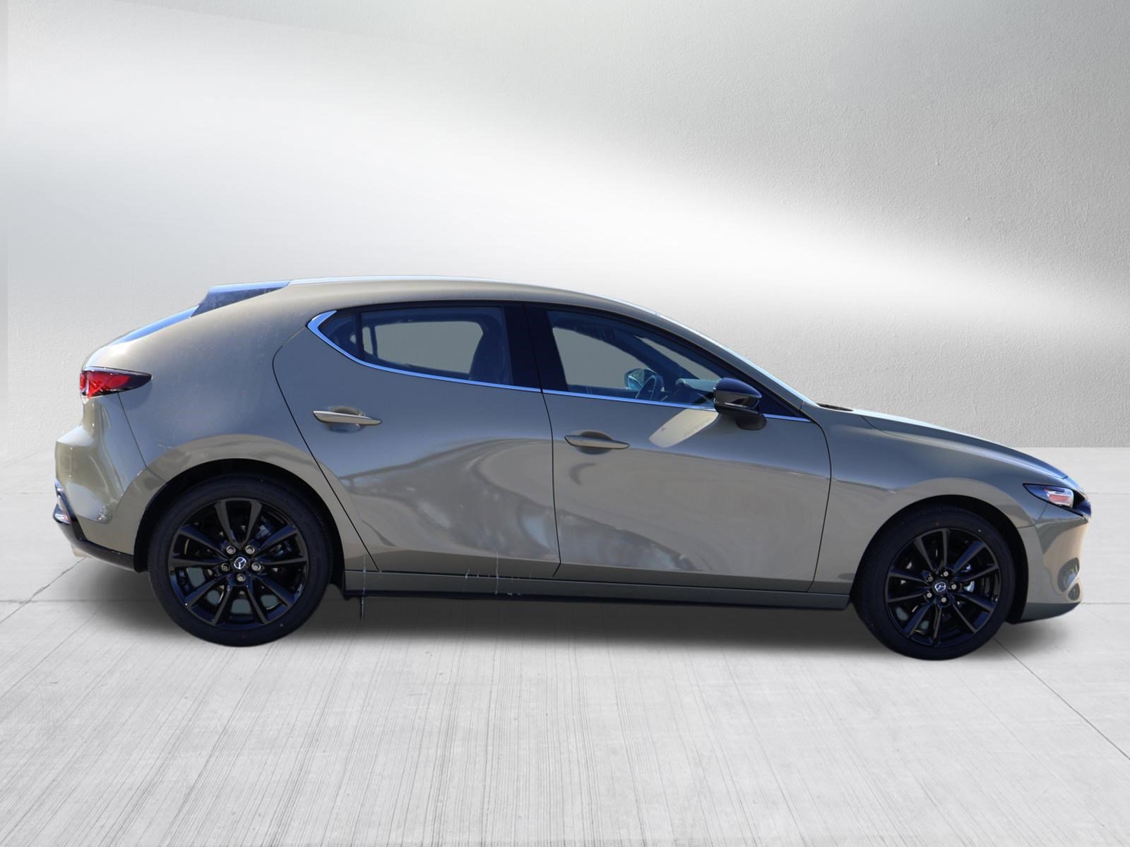 Certified 2025 MAZDA MAZDA3 Carbon AWD/4WD image 8