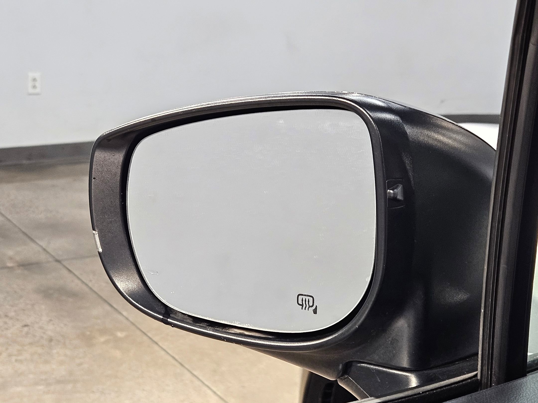 Used 2024 Subaru Crosstrek 2.0i Premium image 22