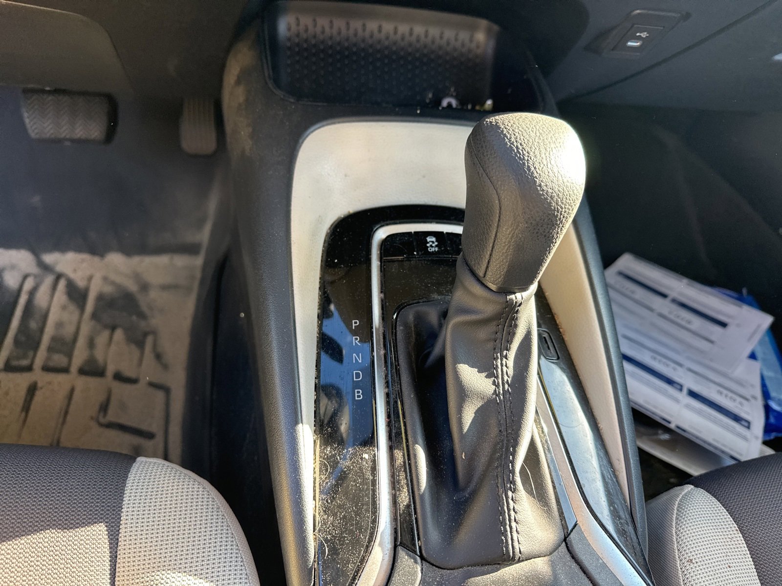 Used 2024 Toyota Corolla LE image 11