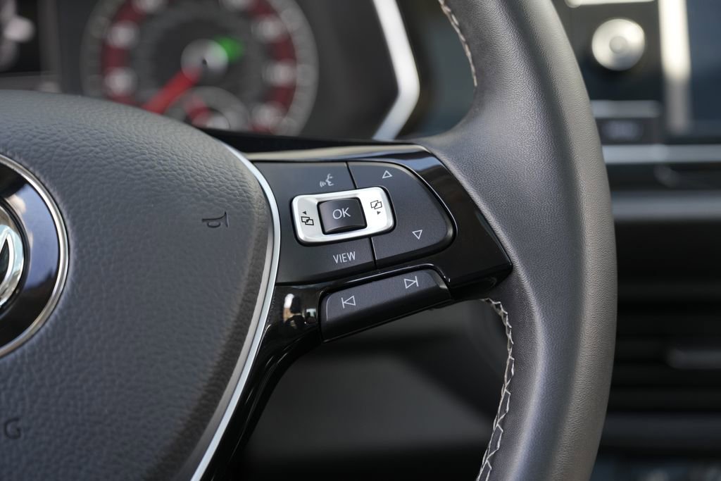 Used 2021 Volkswagen Jetta SE w/ SE Cold Weather Package FWD image 45