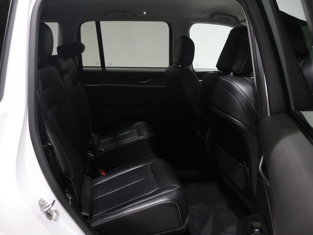 Certified 2023 Jeep Grand Cherokee Limited AWD/4WD image 21