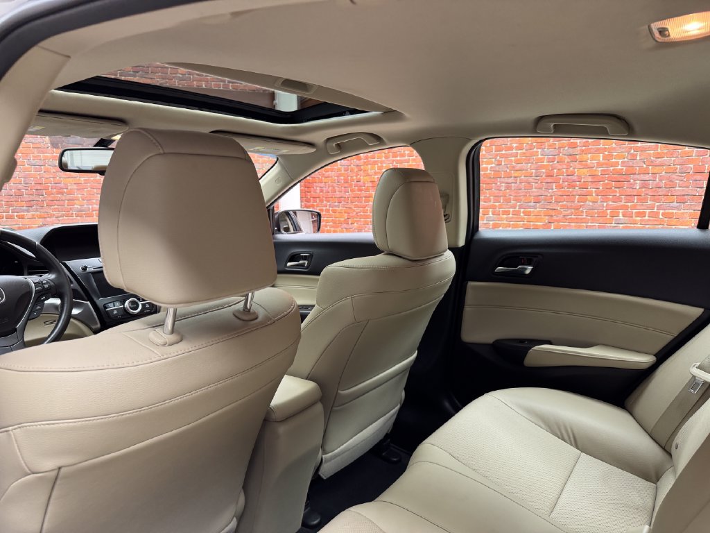 Used 2016 Acura ILX FWD image 27