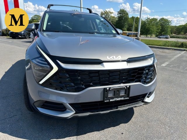 Used 2024 Kia Sportage EX AWD/4WD image 10