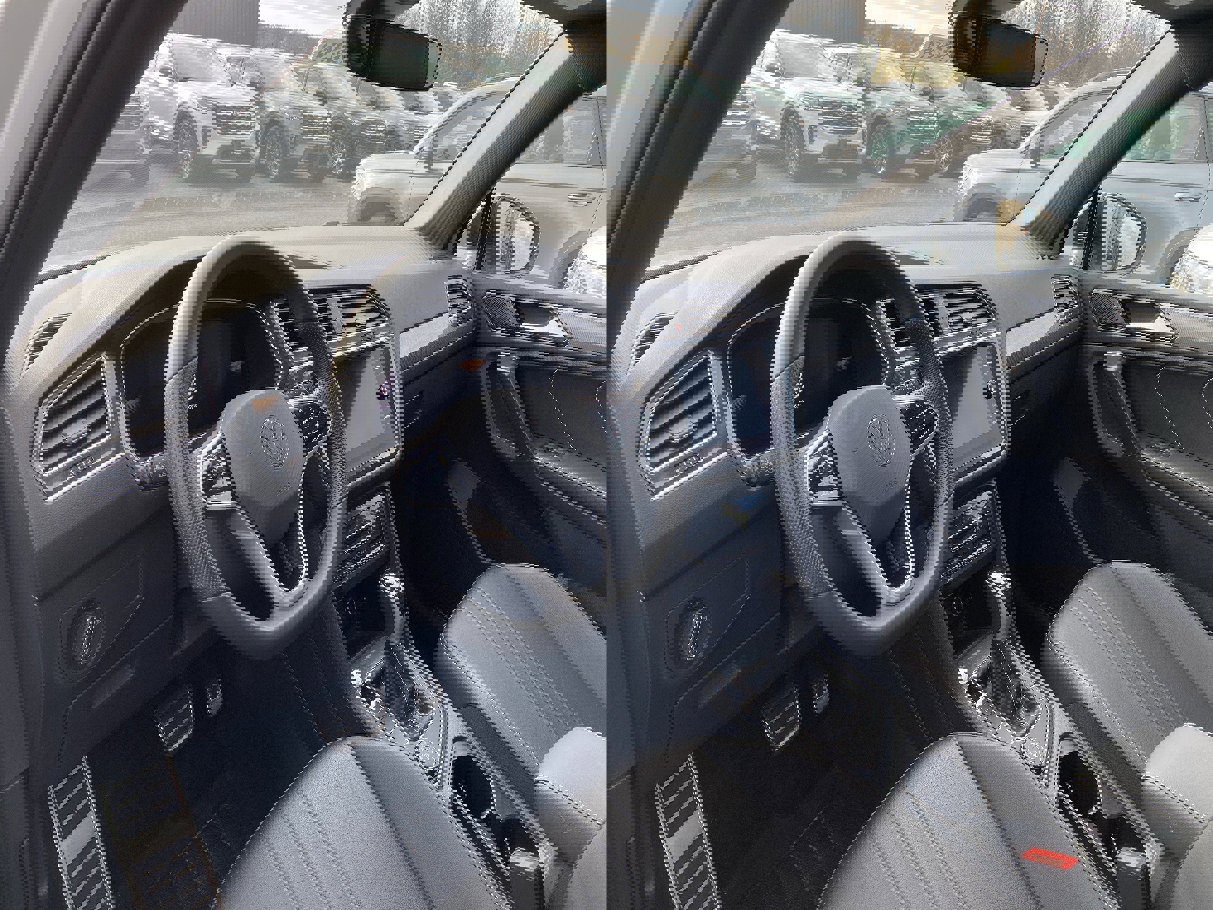 Used 2024 Volkswagen Tiguan SE R-Line image 9