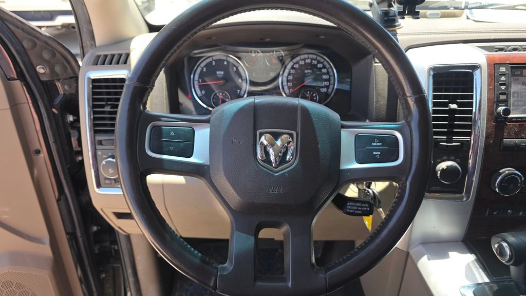 Used 2011 RAM 1500 Laramie AWD/4WD image 14