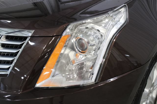 Used 2015 Cadillac SRX Performance w/ Driver Awareness Package AWD/4WD image 36