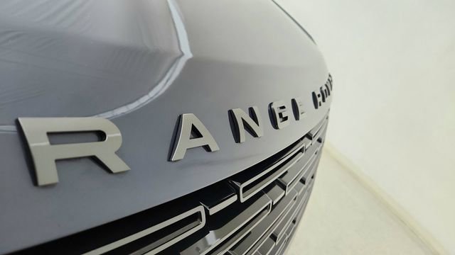 Used 2024 Land Rover Range Rover SE AWD/4WD image 16