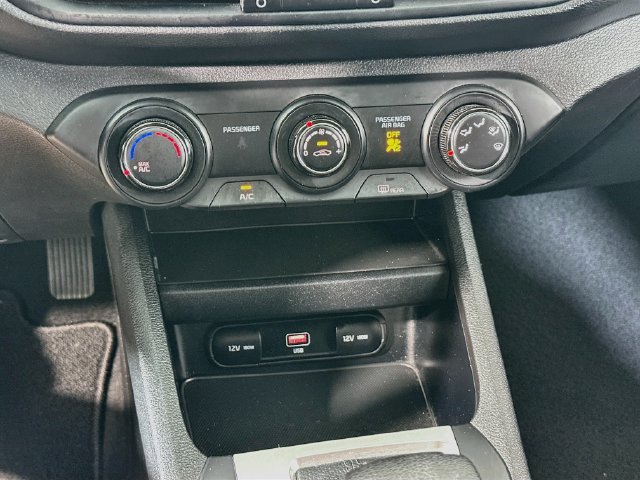 Used 2023 Kia Forte LXS FWD image 22