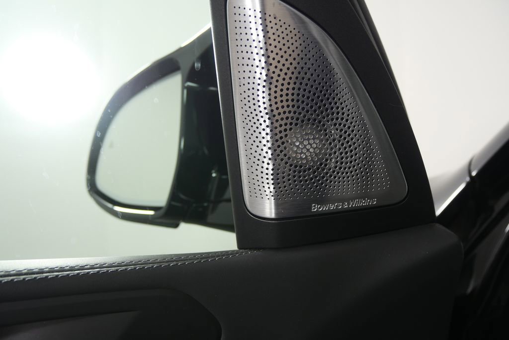 Used 2022 BMW X5 M w/ Competition Package 2 image 10