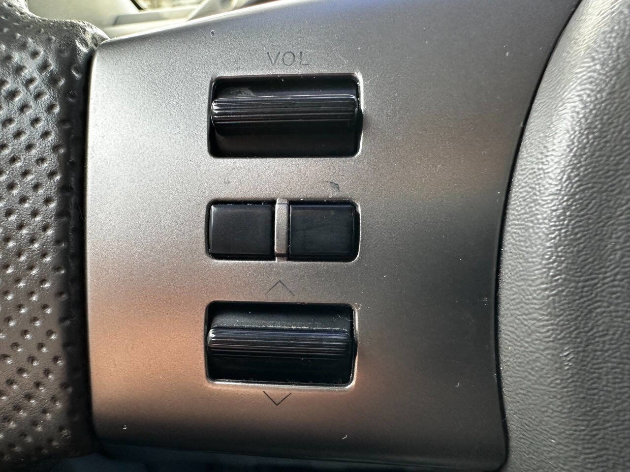 Used 2012 Nissan Frontier SV w/ Sport Appearance Pkg image 33