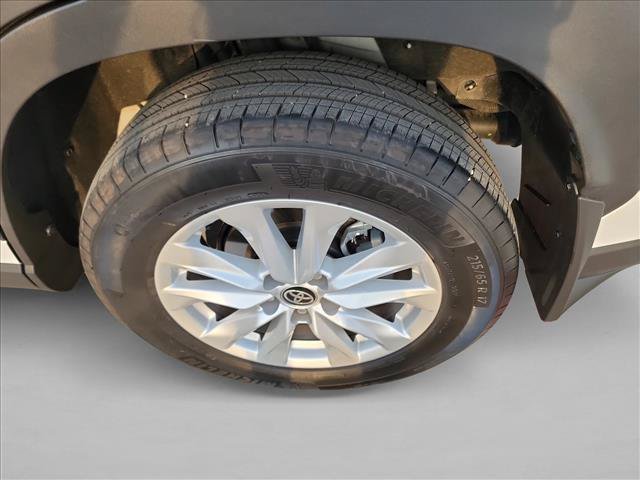 Used 2024 Toyota Corolla Cross LE FWD image 12