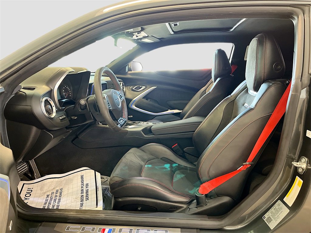 Used 2018 Chevrolet Camaro ZL1 image 21