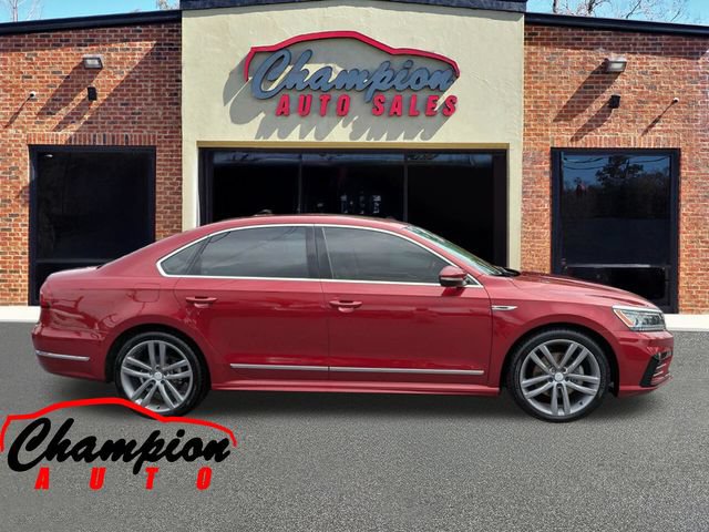 Used 2019 Volkswagen Passat 2.0T SE R-Line FWD image 3