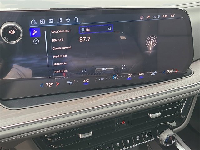 New 2026 Chevrolet Suburban LT image 32