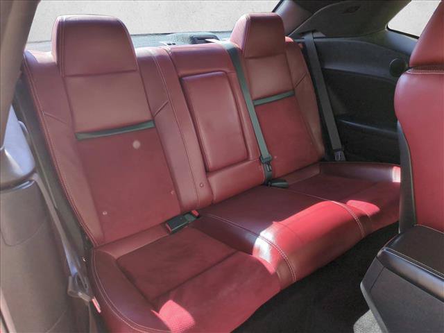 Used 2014 Dodge Challenger SRT8 w/ Harman/Kardon Audio Group RWD image 18