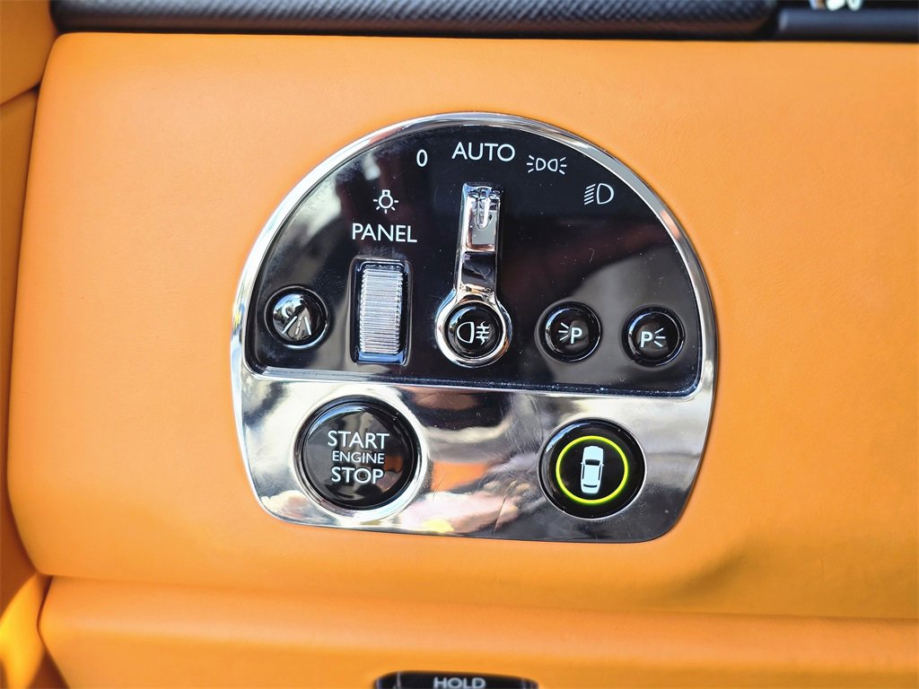 Used 2022 Rolls-Royce Cullinan image 27