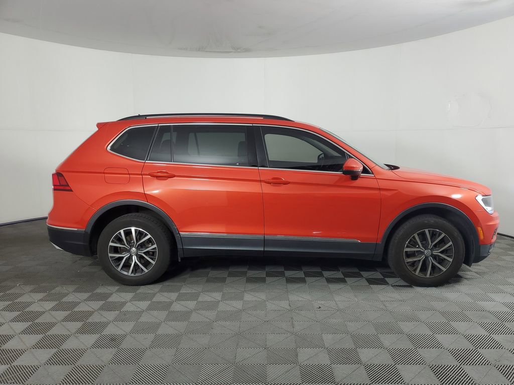 Used 2018 Volkswagen Tiguan SE FWD image 3