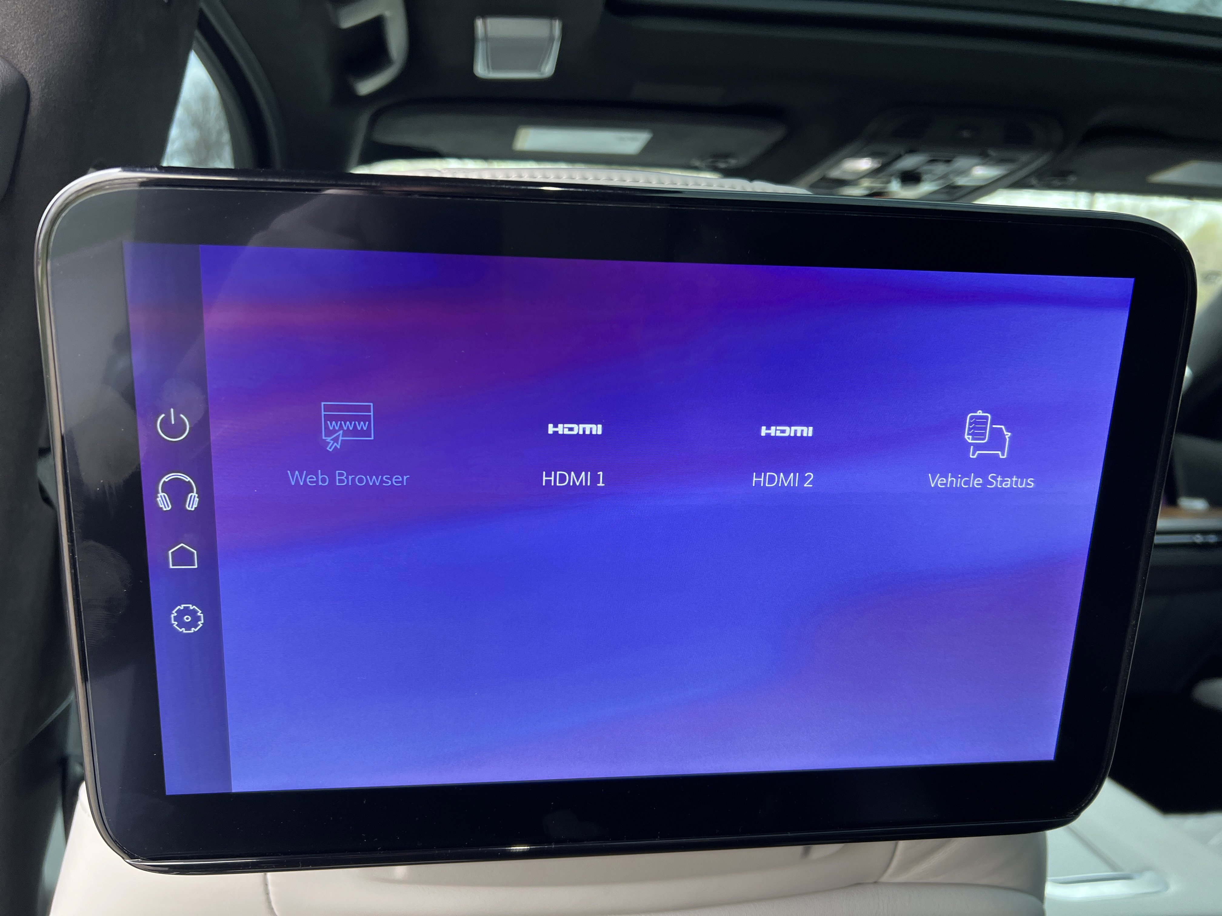 Used 2025 Cadillac Escalade Sport Platinum w/ LPO, ONYX Package AWD/4WD image 27