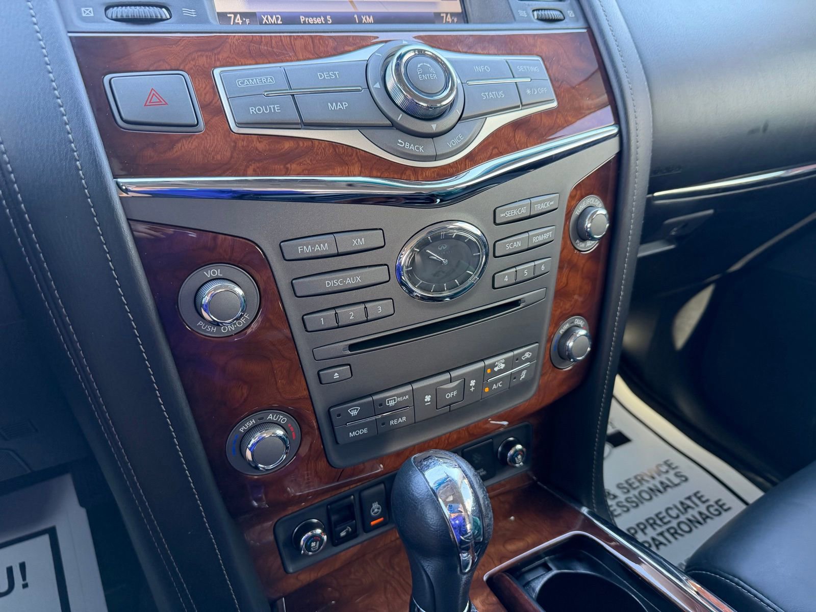 Used 2017 INFINITI QX80 4WD w/ Deluxe Technology Package image 24