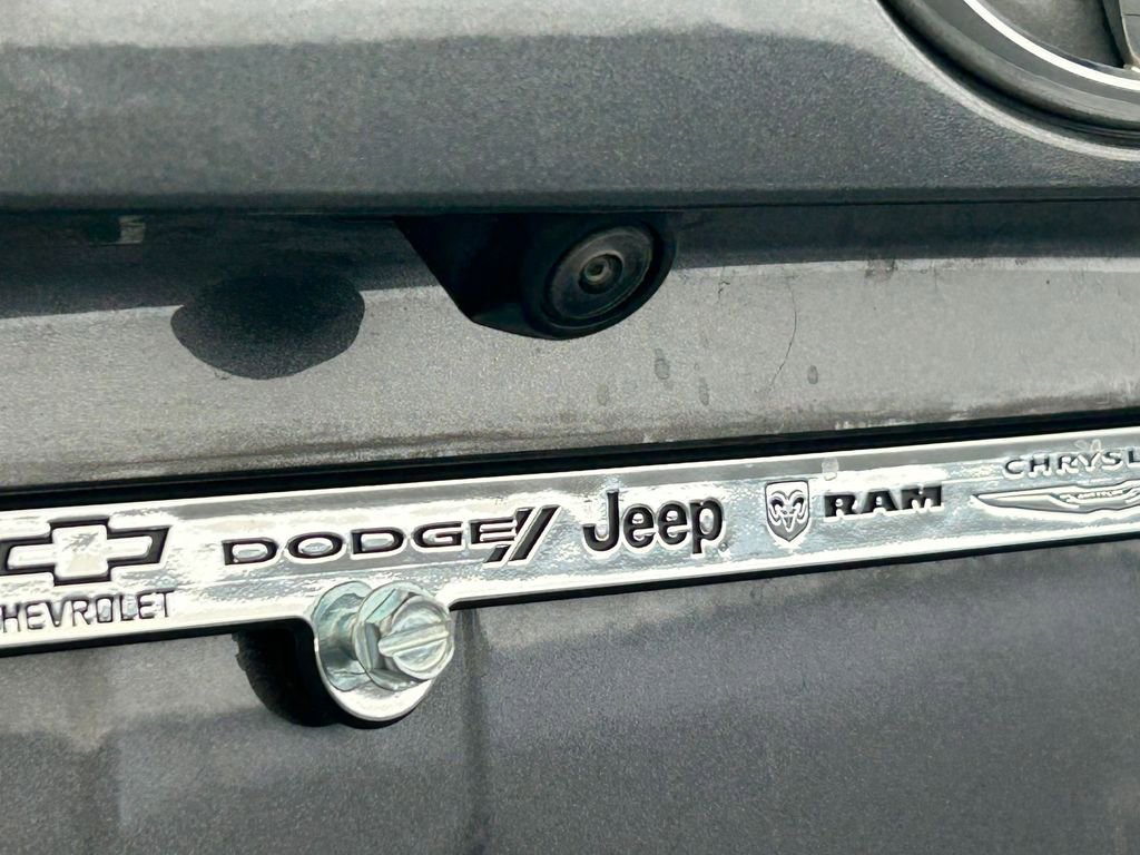 Used 2024 Toyota RAV4 LE FWD image 33