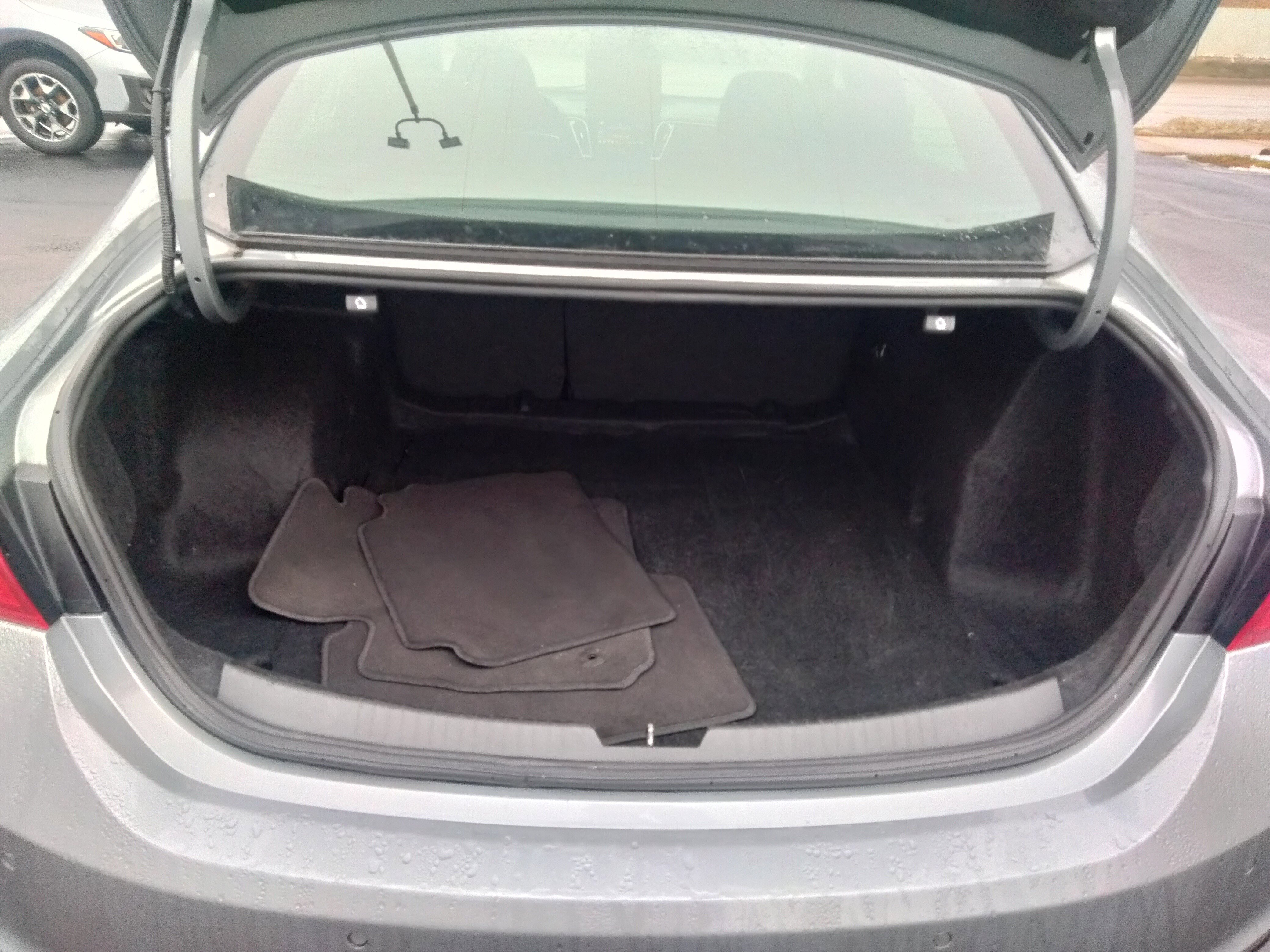 Used 2024 Chevrolet Malibu LT image 12