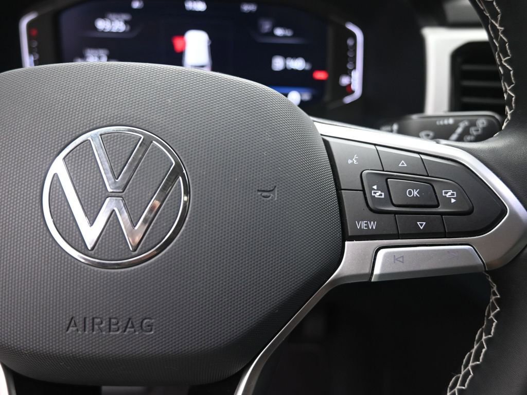 Used 2023 Volkswagen Atlas SE image 14
