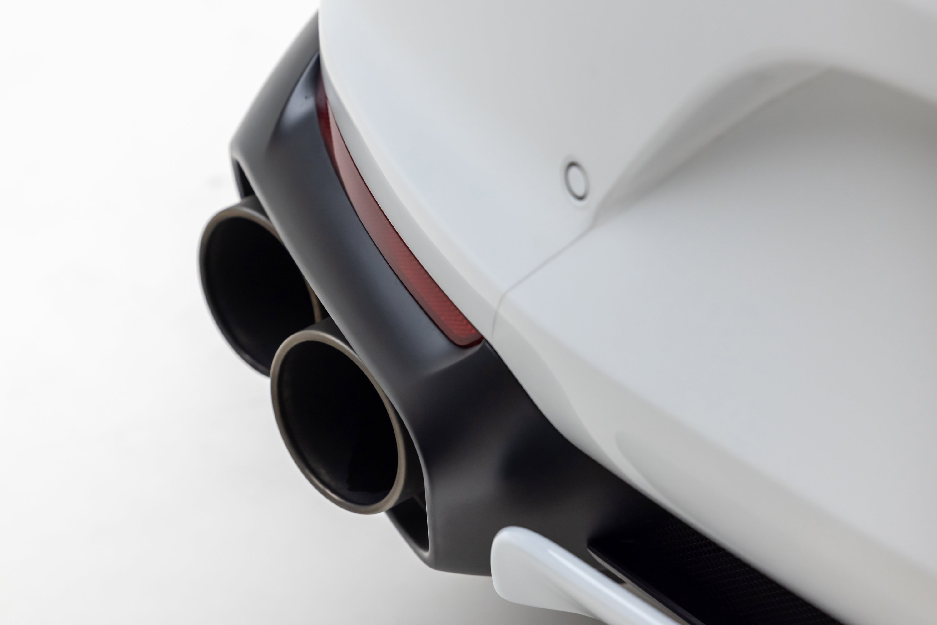 Certified 2019 Ferrari 812 Superfast image 35