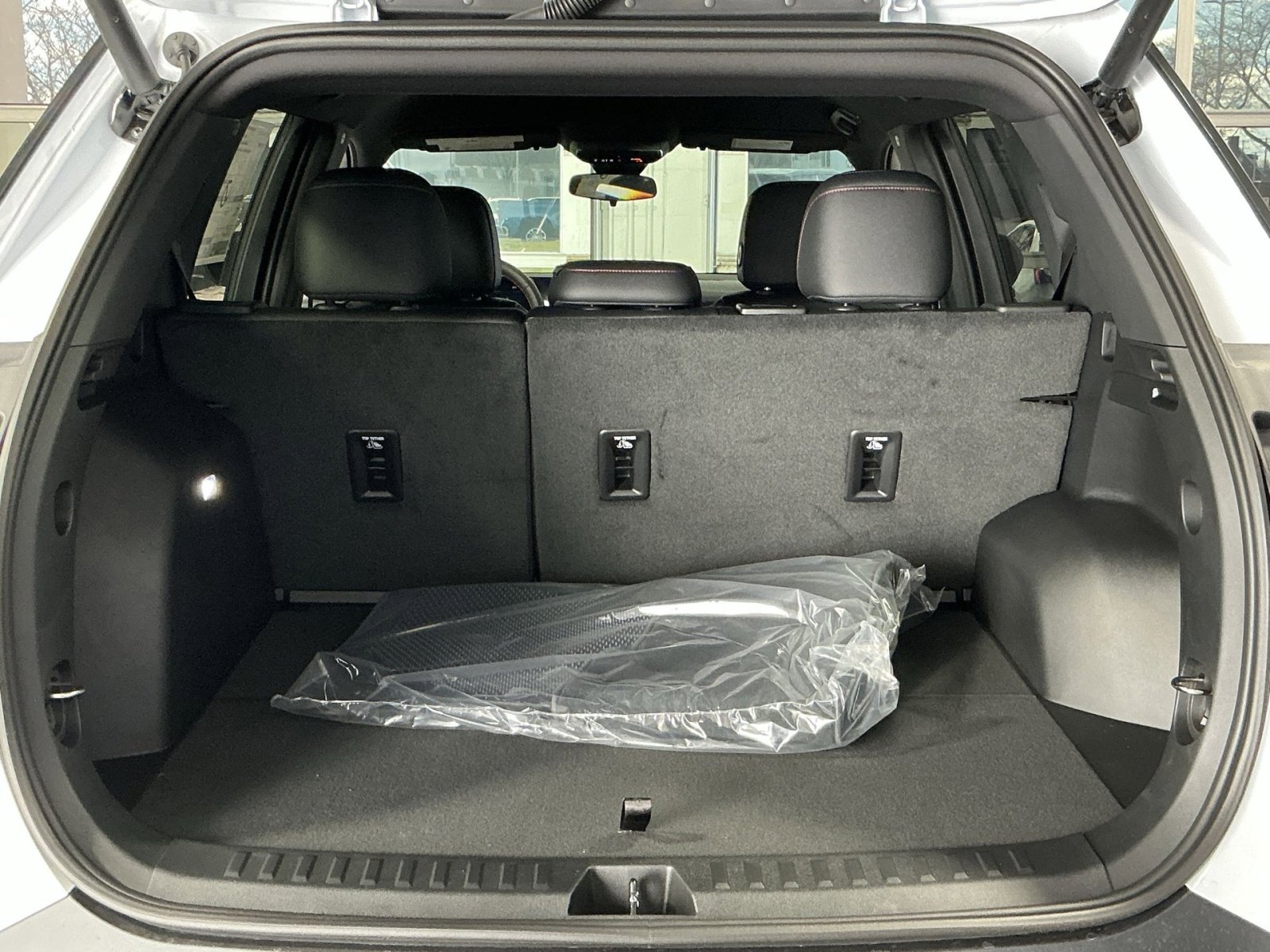 New 2026 Chevrolet Equinox RS w/ Convenience Package III image 32