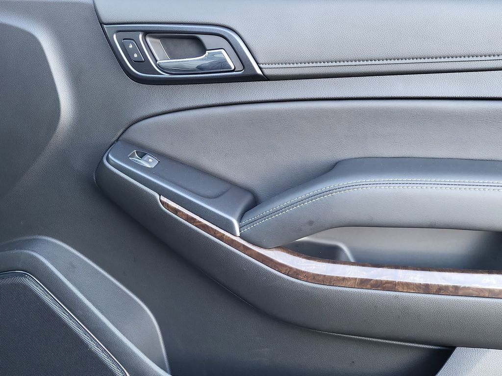 Used 2020 Chevrolet Tahoe LS w/ Enhanced Driver Alert Package image 17