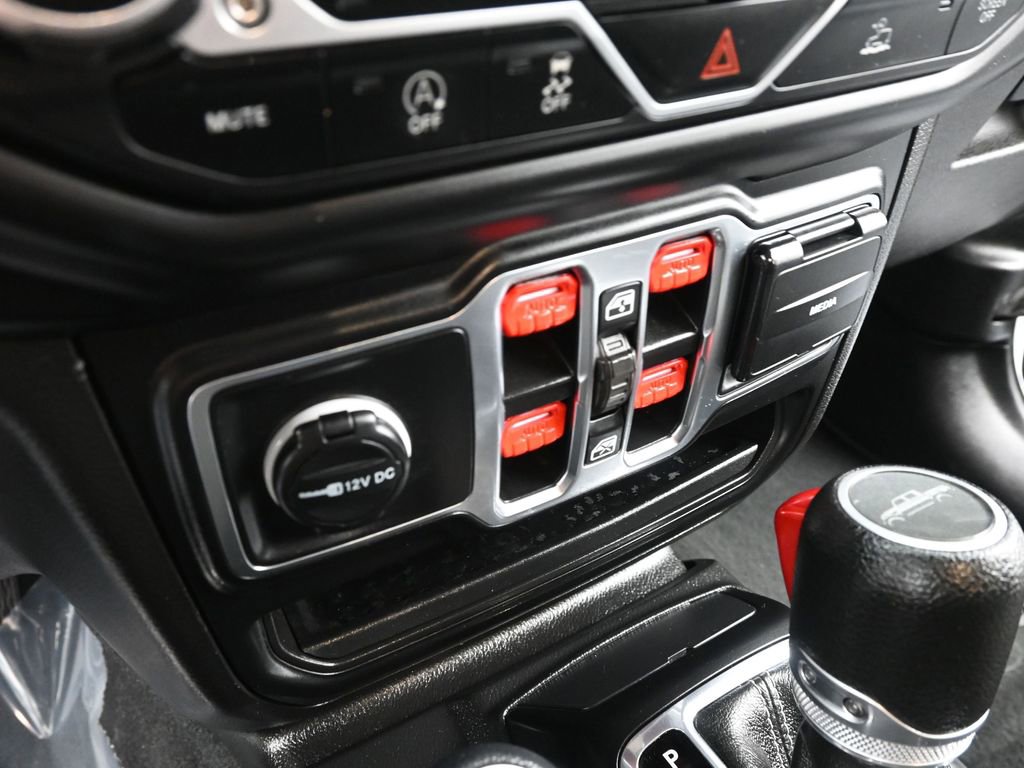 Used 2023 Jeep Gladiator Overland image 21