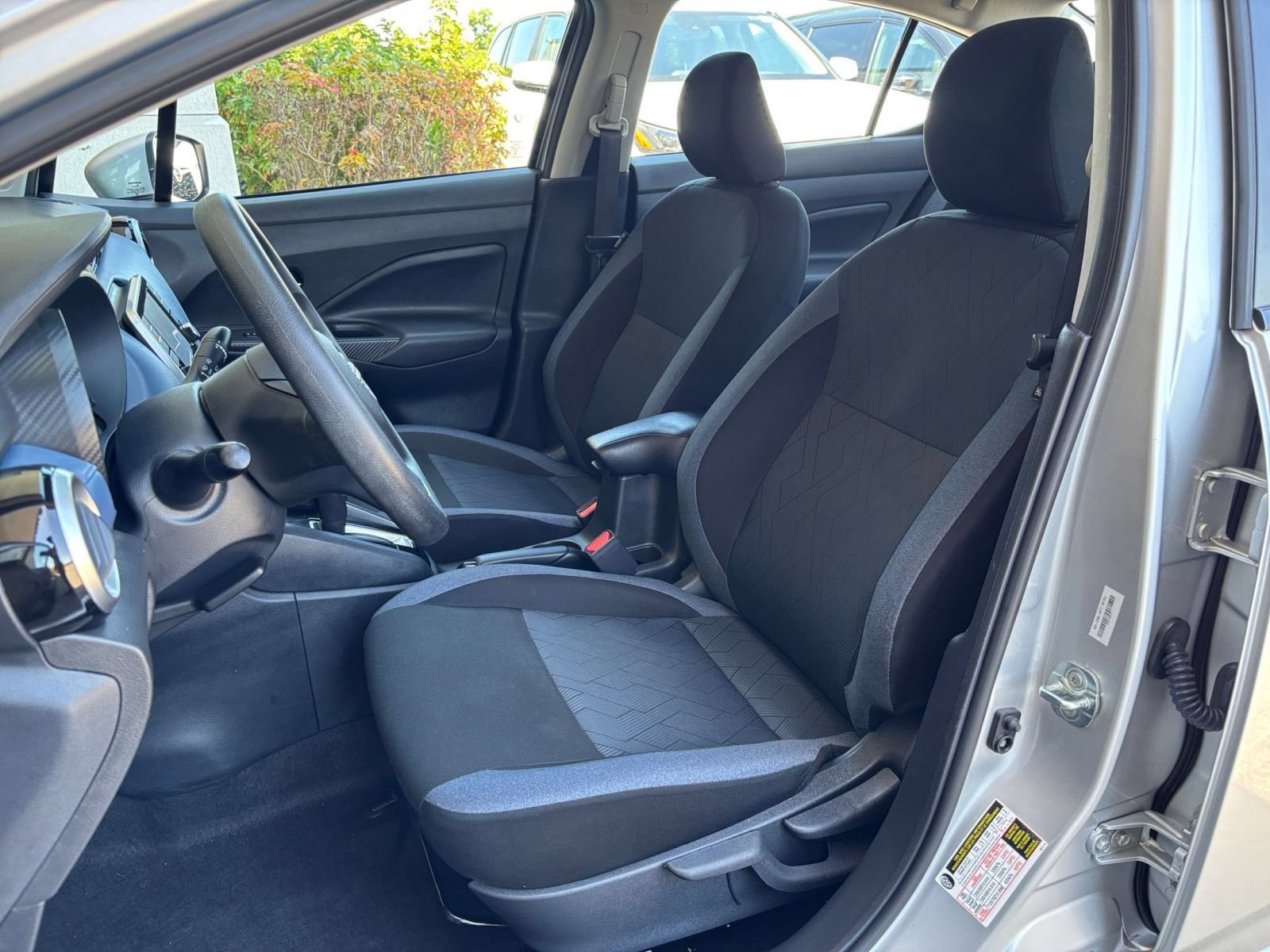 Used 2025 Nissan Versa SV FWD image 34